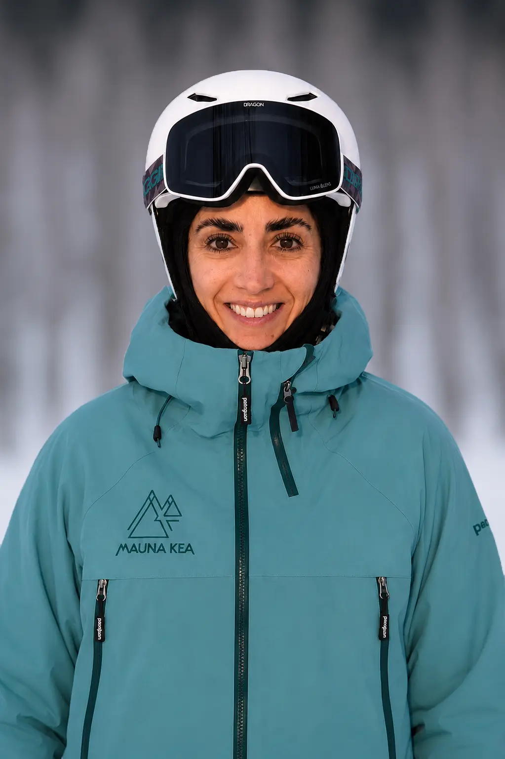 Gloria, private ski instructor in Niseko with 29 winters experience