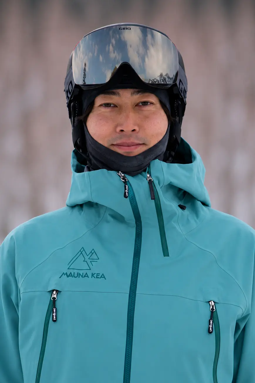 Ryosuke, private ski instructor in Niseko with 19 winters experience