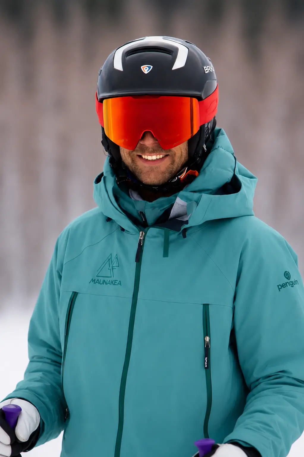 Stuart, private ski instructor in Niseko with 29 winters experience