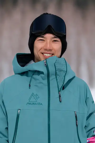 Jaume, private ski instructor in Niseko with 5 winters experience